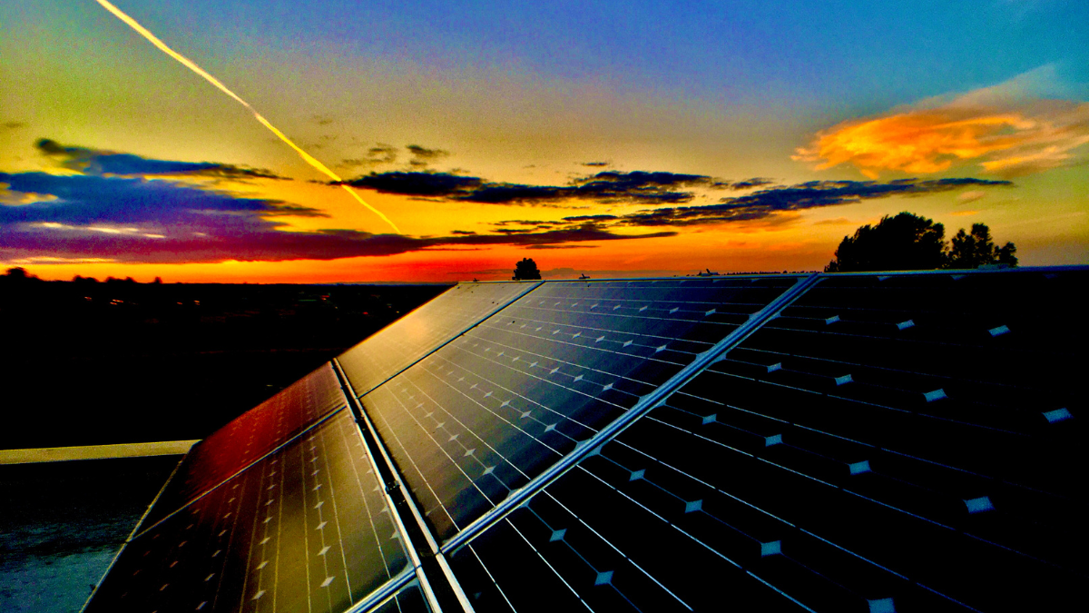 Malaysia Introduces Community-Based Rooftop Solar Aggregation Scheme to Accelerate Clean Energy Access and Grid Decentralization